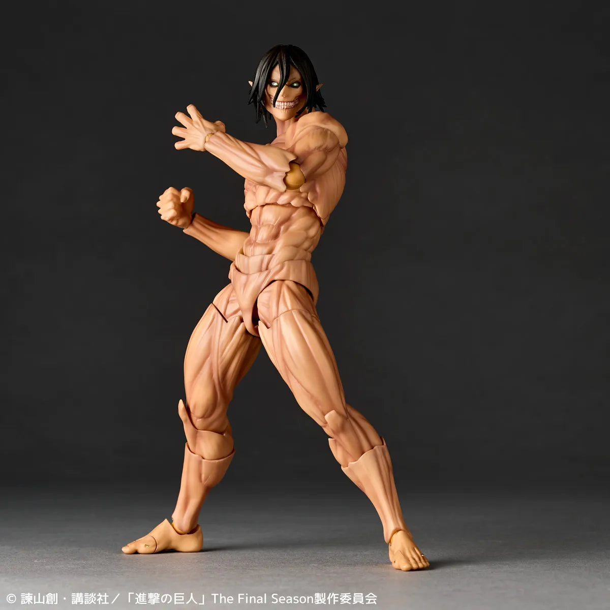 Revoltech A.y. Attack On Titan Attack Titan Action Figure 2027 Re-Release Action Figure