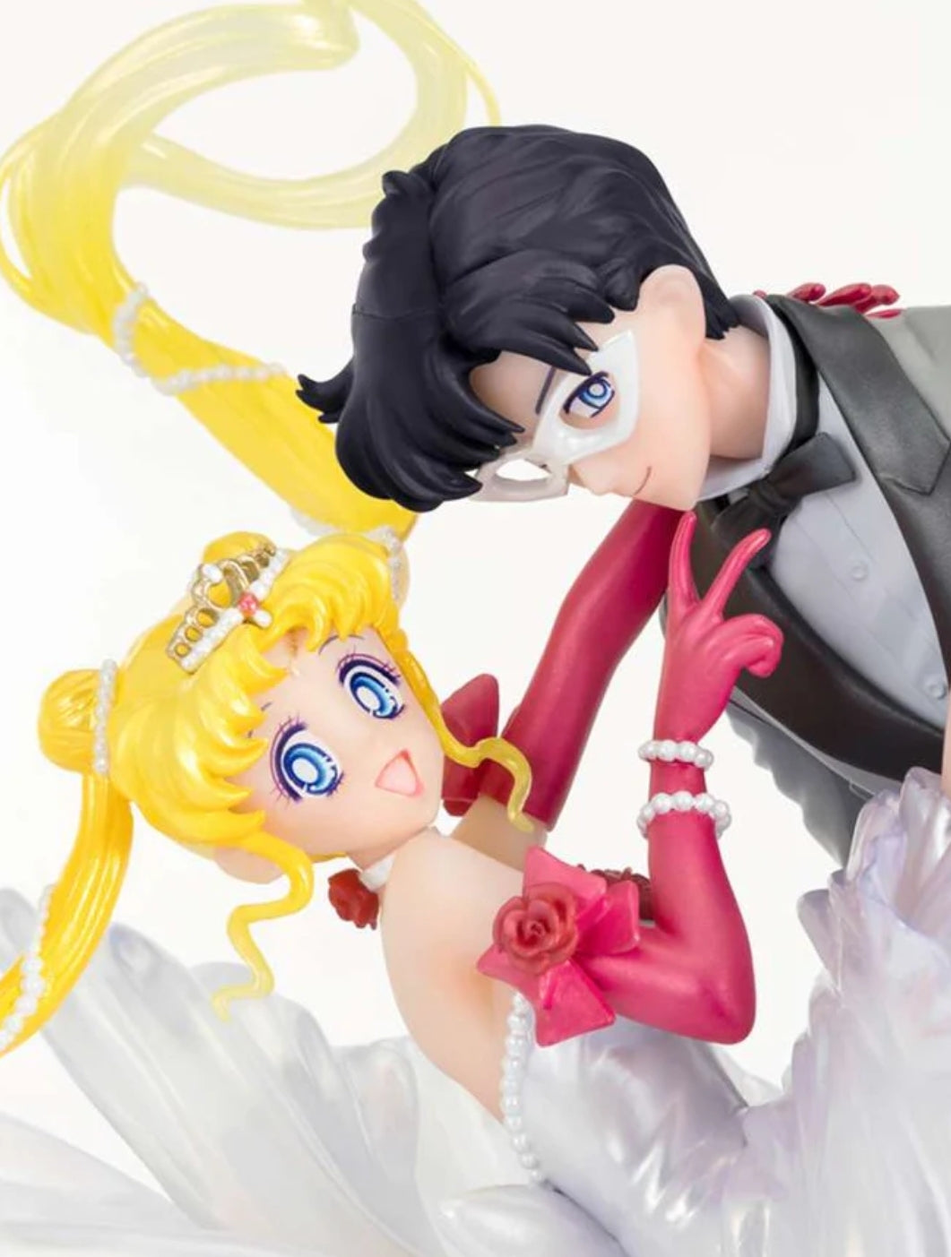 Sailor Moon Usagi ＆ Tuxedo Mask Moonlight Glow Ed Figuarts Zero Chouette