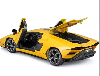 Lamborghini Countach - Model Kit 1:24